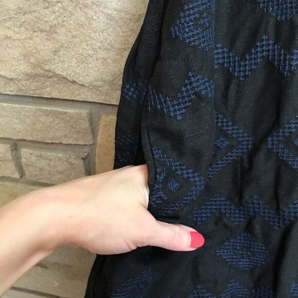 Aritzia Wilfred Trompette Embroidered Geometric Linen Sleeveless Dress Black XS - Picture 4 of 12
